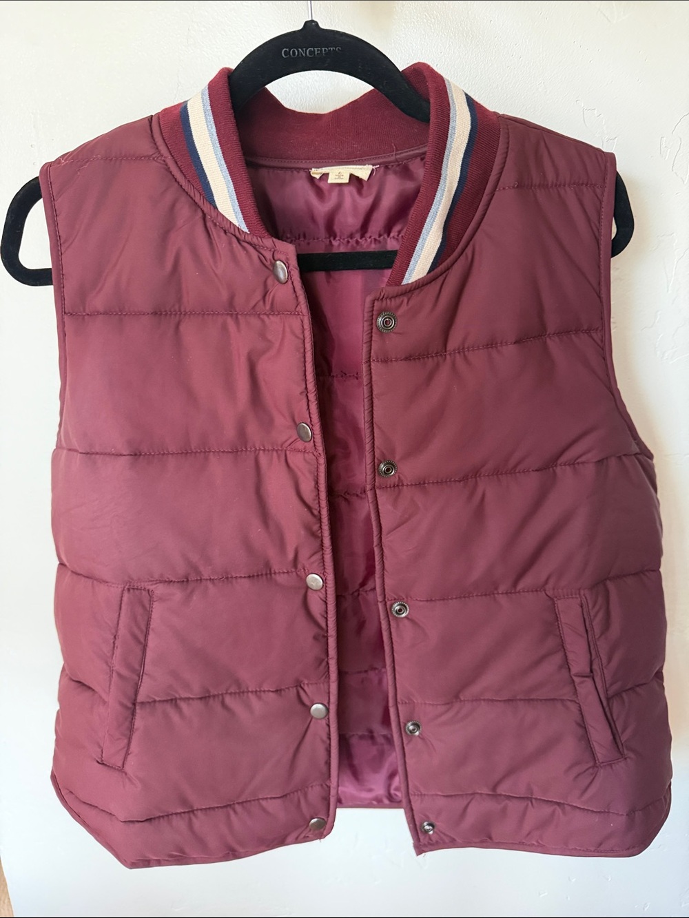 Hem & Thread Quilted Puffer Vest in Wine/Burgendy